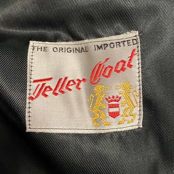 A black, long pea coat. The original teller coat - Picture 3 of 3